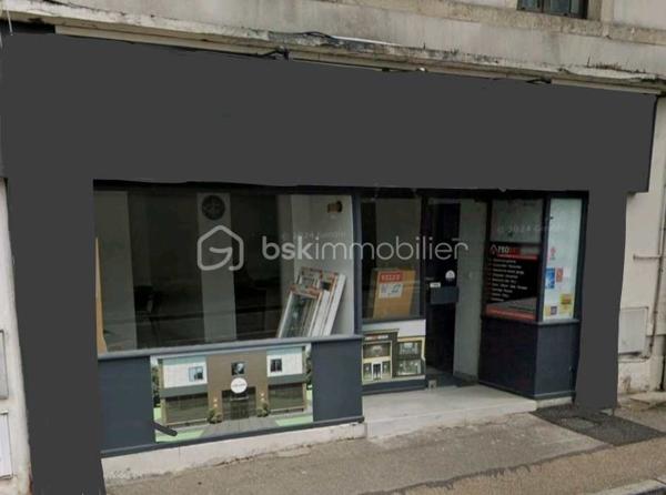 Immeuble mixte de 153,70 m²