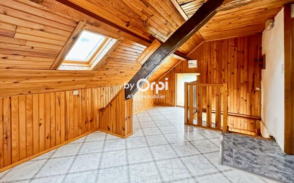 Maison à vendre    2 pièces •  Montvicq