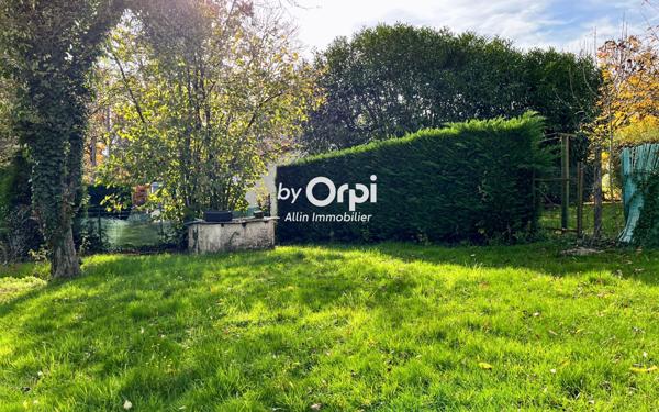 Maison à vendre    2 pièces •  Montvicq