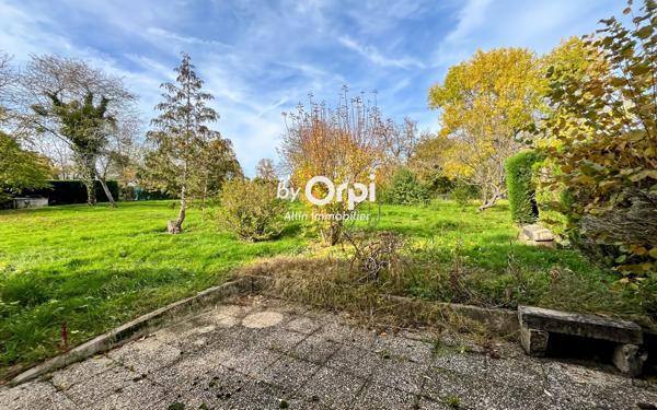 Maison à vendre    2 pièces •  Montvicq