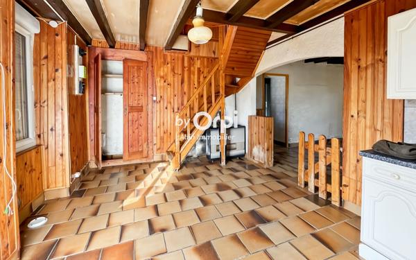 Maison à vendre    2 pièces •  Montvicq