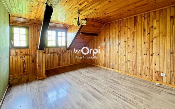 Maison à vendre    2 pièces •  Montvicq