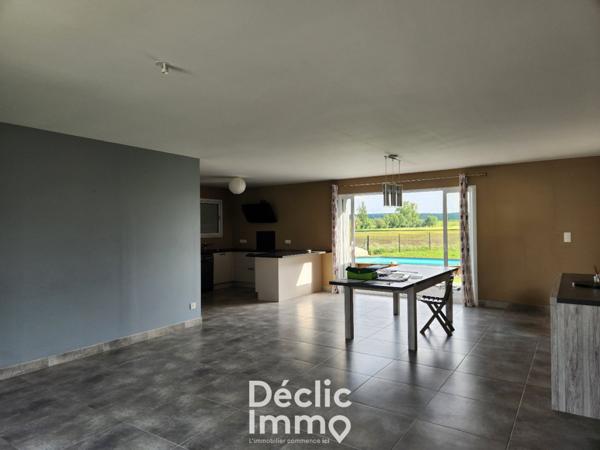 Vente maison Roullet saint estephe, 120m² 962m² 6 pièces 251 450€