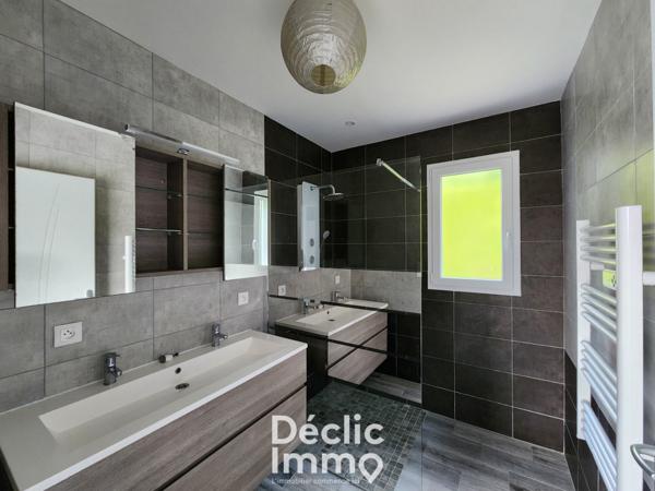 Vente maison Roullet saint estephe, 120m² 962m² 6 pièces 251 450€