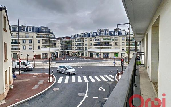 Appartement à louer    3 pièces • 60,57 m2 Châtenay-Malabry