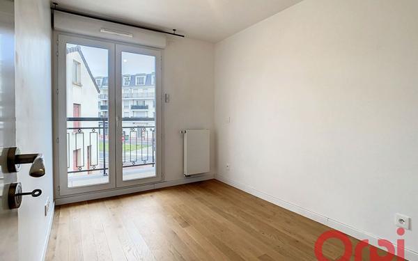 Appartement à louer    3 pièces • 60,57 m2 Châtenay-Malabry