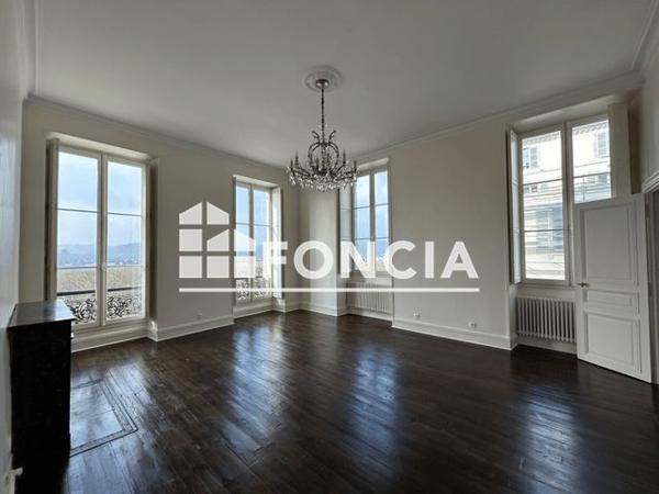 Location Appartement 4 pièces 133 m² - SPLENDID HOTEL Pau 64000