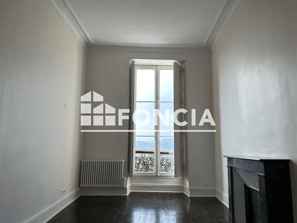 Location Appartement 4 pièces 133 m² - SPLENDID HOTEL Pau 64000