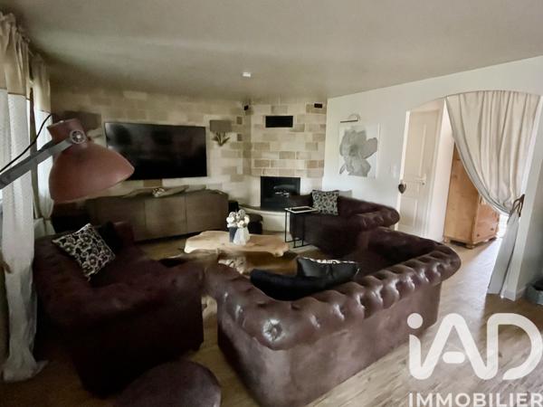 Maison à vendre 8 pièces 182 m² Vaire-sous-Corbie