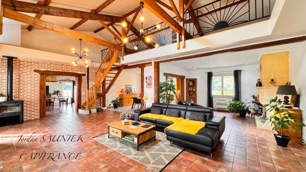 Propriété d'Exception à vendre 8 pièces REVEL (31)