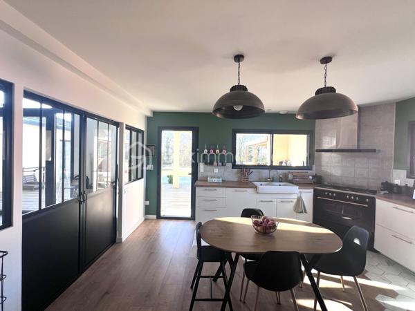 Maison contemporaine de 190 m²