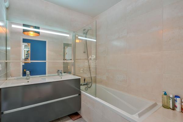 CHAVILLE bas limite Sèvres - 3 pièces récent avec balcon 399 000 € **  - Référence  730-C
