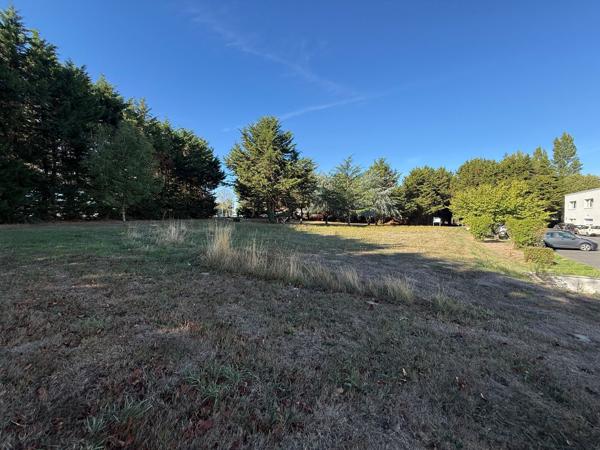 LOCATION BUREAUX PETITE SURFACE BASSE GOULAINE
