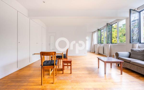 Appartement à vendre    2 pièces • 52,79 m2 Paris 12