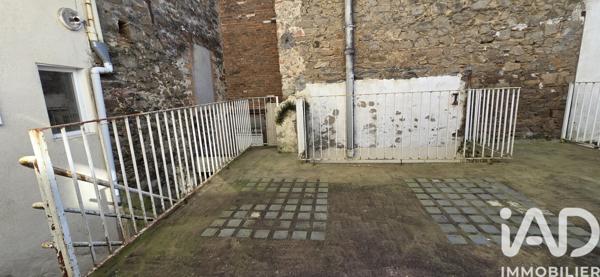 Immeuble à vendre 127 m² Cholet