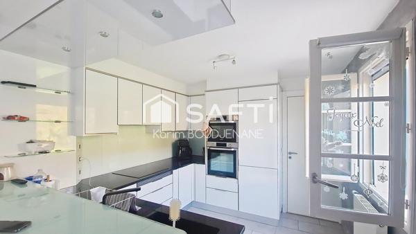 Maison de 3 chambres, Jardin sans vis-à-vis, Garage, Aucun travaux