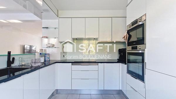 Maison de 3 chambres, Jardin sans vis-à-vis, Garage, Aucun travaux