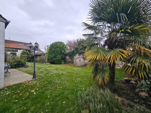 Maison authentique bretonne en pierre de taille à Vert-Galant