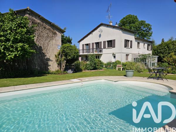 Maison à vendre 9 pièces 249 m² Cerizay