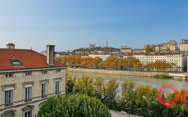 Appartement à vendre    5 pièces • 130,24 m2 Lyon 6