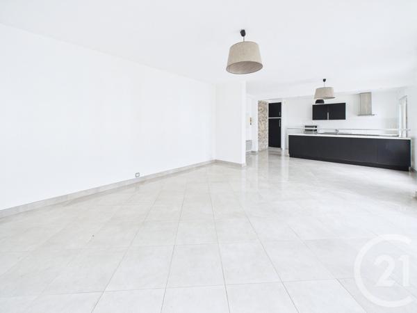 Appartement F3 à vendre  4 pièces - 81,90 m2 STE GENEVIEVE DES BOIS - 91