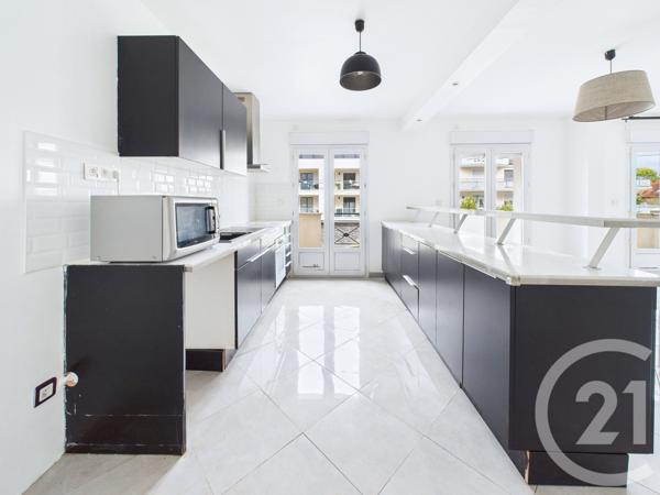 Appartement F3 à vendre  4 pièces - 81,90 m2 STE GENEVIEVE DES BOIS - 91