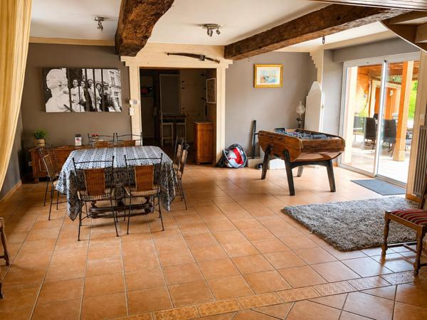 Maison à CHOLET, 49300 - 10 pièces 277m²