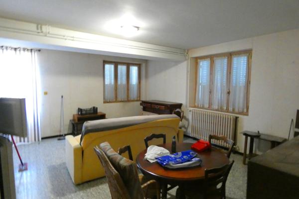 MAISON EN PIERRE Jussac (15250)