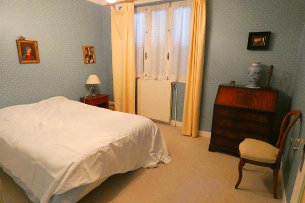 MAISON EN PIERRE Jussac (15250)