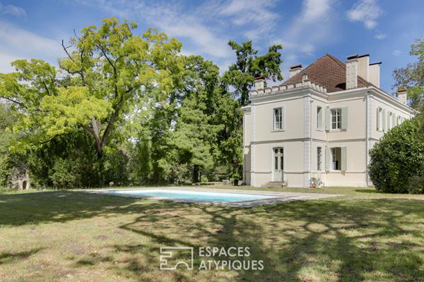 Maison de maître, dépendances et son parc arboré