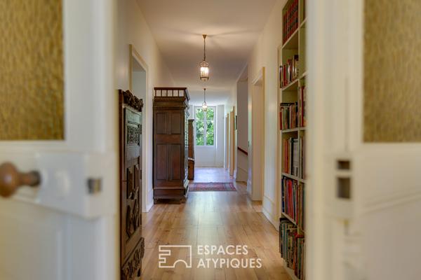 Maison de maître, dépendances et son parc arboré