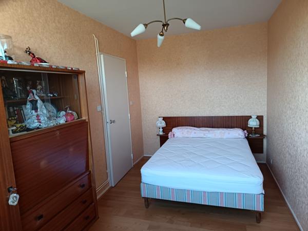 F3 Bis d'environ 77m² avec balcon et grand garage