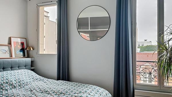 Coeur de ville - 2 pièces traversant en parfait état