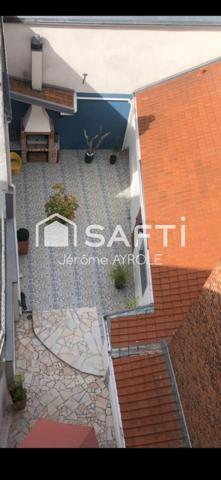 Ensemble immobilier de 122 m2 au pied du beffroi