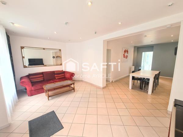 Ensemble immobilier de 122 m2 au pied du beffroi