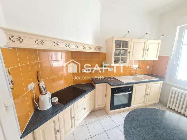 Ensemble immobilier de 122 m2 au pied du beffroi