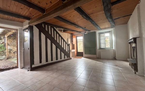 Maison à vendre    4 pièces •  Pierre-Buffière