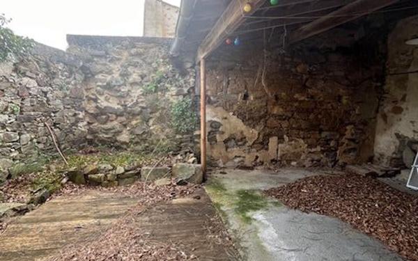 Maison à vendre    4 pièces •  Pierre-Buffière