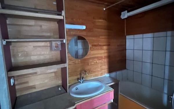 Maison à vendre    4 pièces •  Pierre-Buffière