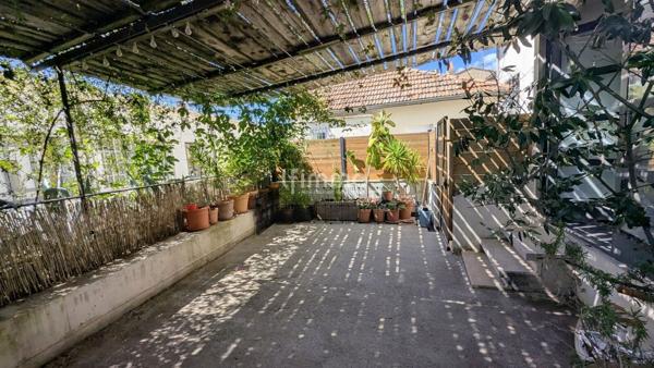 Quartier Méditerranée : T3 + Terrasse + Garage