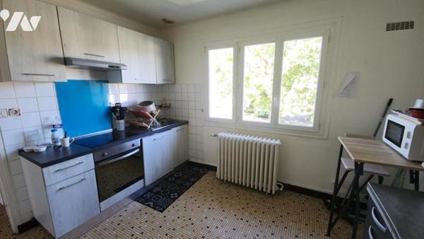 SAINT BERTHEVIN - Maison sur sous-sol