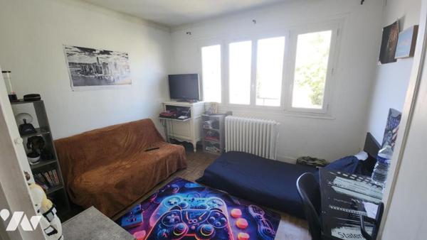 SAINT BERTHEVIN - Maison sur sous-sol
