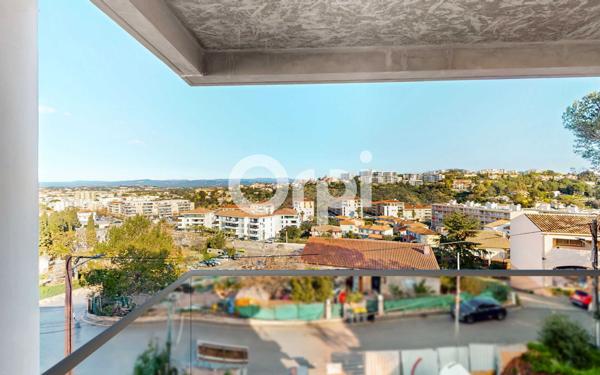 Appartement à vendre    4 pièces • 83,01 m2 Saint-Raphaël