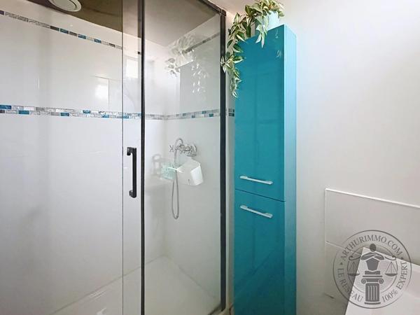 Vente                                                      Maison
                        
                     5 pièces                      152 m2                     à Auneau