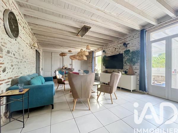Maison à vendre 8 pièces 270 m² Lafox