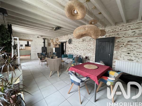 Maison à vendre 8 pièces 270 m² Lafox