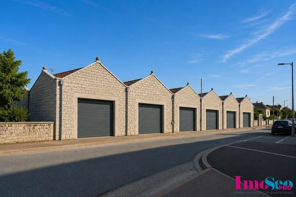Entrepôt à VENDRE