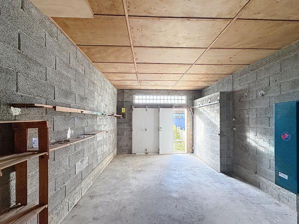 Maison à Vendre à Challans - Idéale pour un Projet de Rénovation !