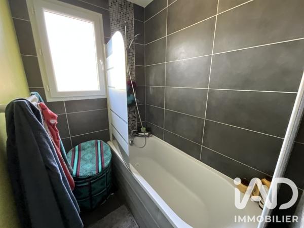 Maison à vendre 5 pièces 100 m² Roches-Prémarie-Andillé