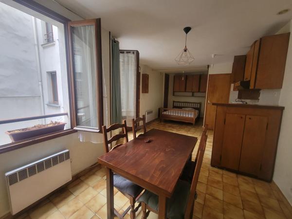 Exclusivité. Paris 3e – Rue au Maire | Studio 24 m² lumineux au calme sur cour